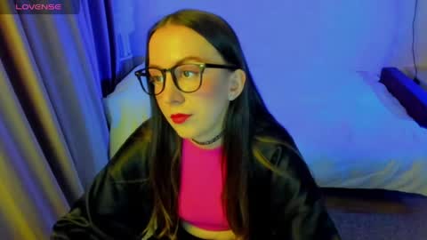 Snapshot of happystephanie chatting on May 1, 2026, 8:46 pm Stephanie online show from May 1, 2026, 8:46 pm