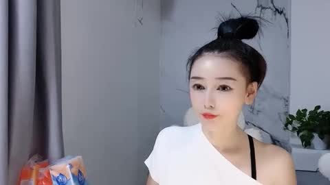 happysweety1688 online show from October 9, 2025, 8:23 am