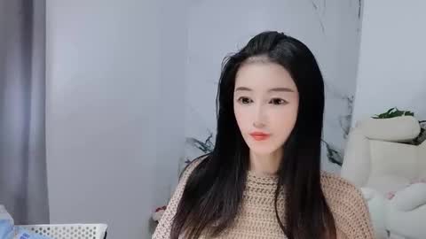 Snapshot of happysweety1688 chatting on December 1, 2025, 9:14 am happysweety1688 online show from December 1, 2025, 9:14 am