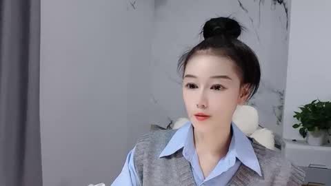 Snapshot of happysweety1688 chatting on December 5, 2025, 7:39 am happysweety1688 online show from December 5, 2025, 7:39 am