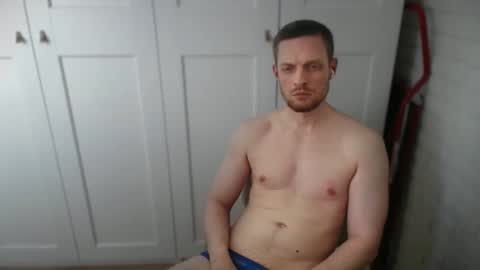 happyvelvetpaw online show from June 11, 2026, 9:29 am
