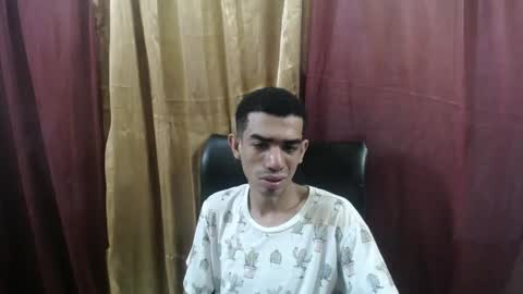 Snapshot of hard_its777 chatting on January 5, 2026, 5:27 pm hard_its777 online show from January 5, 2026, 5:27 pm