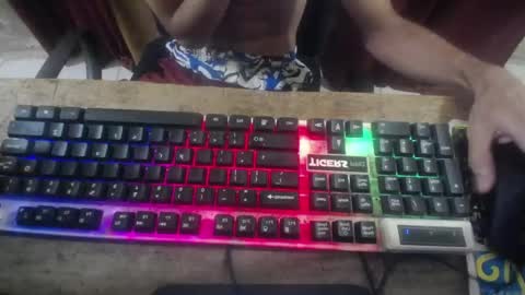 Snapshot of hard_its777 chatting on January 7, 2026, 5:43 am hard_its777 online show from January 7, 2026, 5:43 am