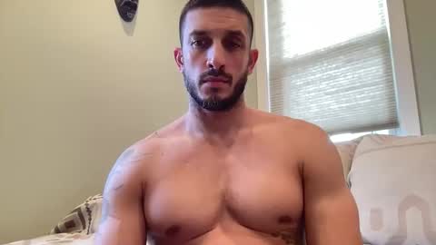 hard_runner_ online show from November 20, 2025, 4:07 pm