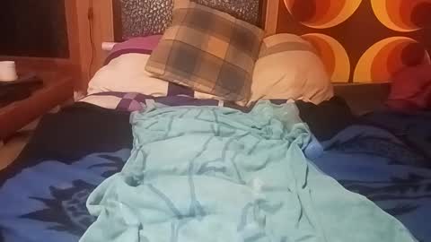 Snapshot of hardben90 chatting on January 4, 2025, 5:05 pm hardben90 online show from January 4, 2025, 5:05 pm