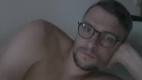 Snapshot of hardboylovemilfmoom chatting on July 15, 2026, 6:02 pm hardboylovemilfmoom online show from July 15, 2026, 6:02 pm