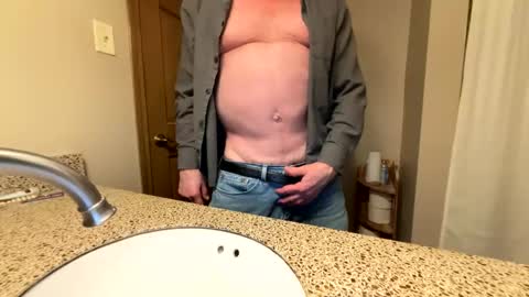 hardchicagoforzya online show from February 15, 2026, 9:52 am