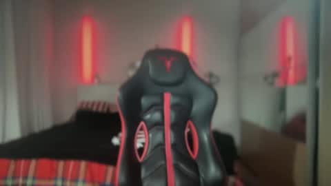 MATTSTEEL - ITALIAN STALLION online show from December 20, 2024, 1:11 pm