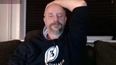 Snapshot of hardmrlazy chatting on December 23, 2024, 10:01 pm MrLazy online show from December 23, 2024, 10:01 pm
