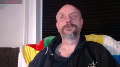 Snapshot of hardmrlazy chatting on December 29, 2024, 6:27 pm MrLazy online show from December 29, 2024, 6:27 pm