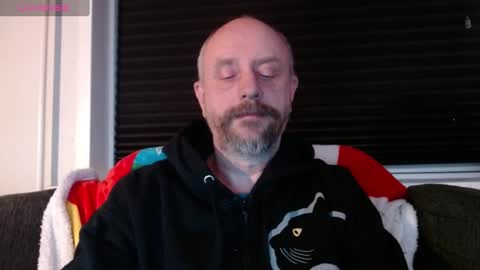 Snapshot of hardmrlazy chatting on January 2, 2025, 6:01 pm MrLazy online show from January 2, 2025, 6:01 pm