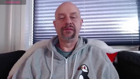 Snapshot of hardmrlazy chatting on January 7, 2025, 12:41 pm MrLazy online show from January 7, 2025, 12:41 pm