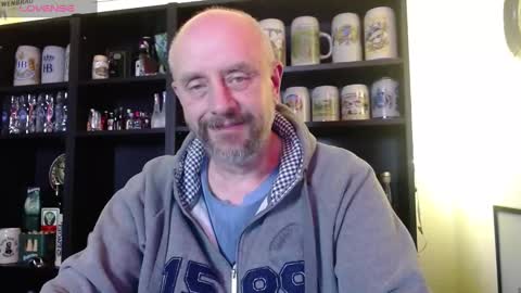 Snapshot of hardmrlazy chatting on January 30, 2025, 6:54 pm MrLazy online show from January 30, 2025, 6:54 pm