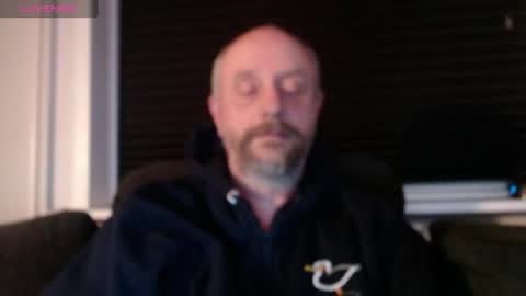 Snapshot of hardmrlazy chatting on March 4, 2025, 7:11 pm MrLazy online show from March 4, 2025, 7:11 pm