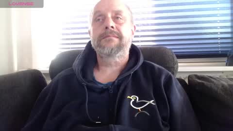 Snapshot of hardmrlazy chatting on March 6, 2025, 3:02 pm MrLazy online show from March 6, 2025, 3:02 pm