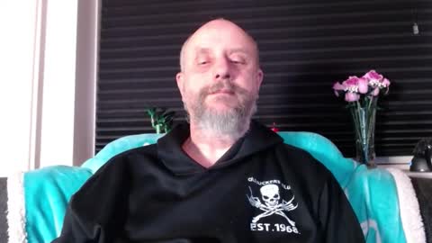 Snapshot of hardmrlazy chatting on February 6, 2026, 7:17 pm MrLazy online show from February 6, 2026, 7:17 pm