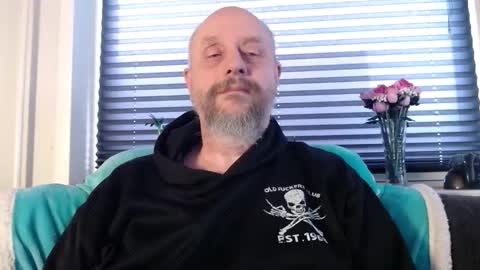 Snapshot of hardmrlazy chatting on February 7, 2026, 11:58 am MrLazy online show from February 7, 2026, 11:58 am