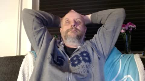 Snapshot of hardmrlazy chatting on February 11, 2026, 6:57 pm MrLazy online show from February 11, 2026, 6:57 pm