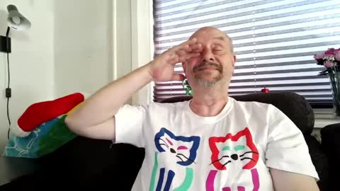 Snapshot of hardmrlazy chatting on June 6, 2026, 2:44 pm MrLazy online show from June 6, 2026, 2:44 pm