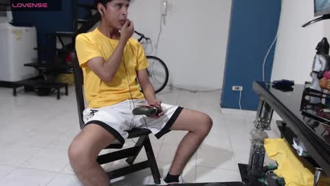 Andres Dean online show from December 25, 2024, 1:20 am