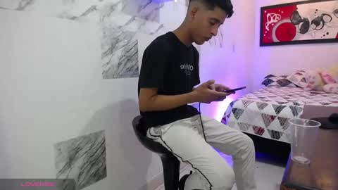 Andres Dean online show from March 11, 2025, 12:33 am