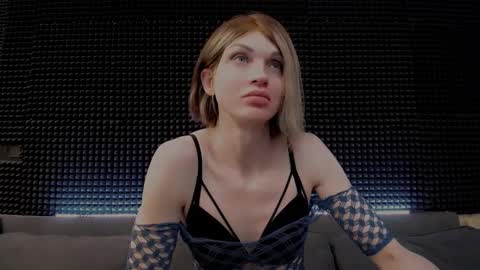 Miss Hardy online show from March 12, 2026, 11:38 am