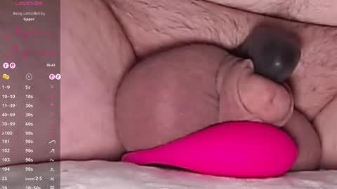 Snapshot of harfang23 chatting on February 4, 2026, 3:45 am Paul online show from February 4, 2026, 3:45 am