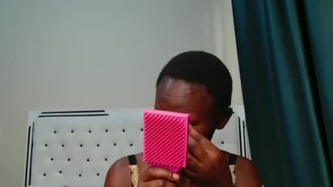Kiki online show from September 9, 2025, 6:46 am