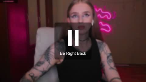 Julia online show from January 17, 2025, 4:39 am