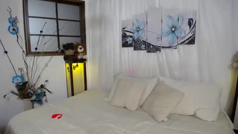 harley_quinns1 online show from January 15, 2025, 12:09 am