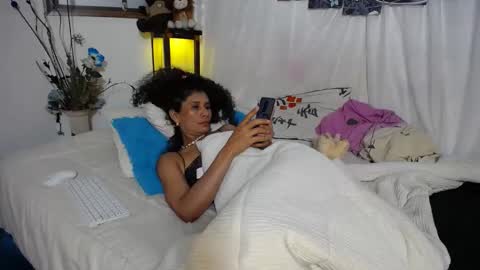 harley_quinns1 online show from February 13, 2025, 10:11 pm