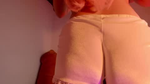 Annie online show from September 9, 2025, 5:51 am