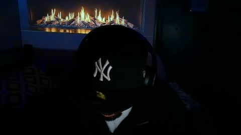 Snapshot of harleyd83018 chatting on June 1, 2026, 1:07 am Harley online show from June 1, 2026, 1:07 am