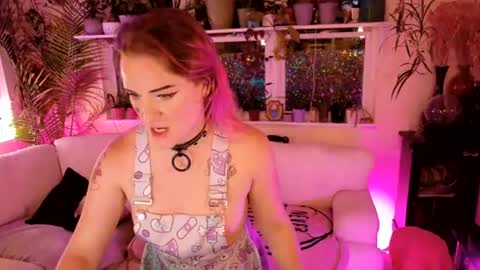 Harley Lockhart online show from July 13, 2026, 4:26 am