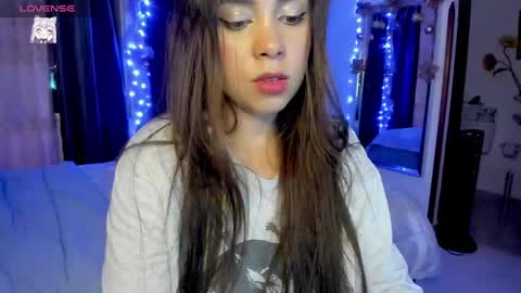 Natii  online show from December 14, 2024, 11:12 pm