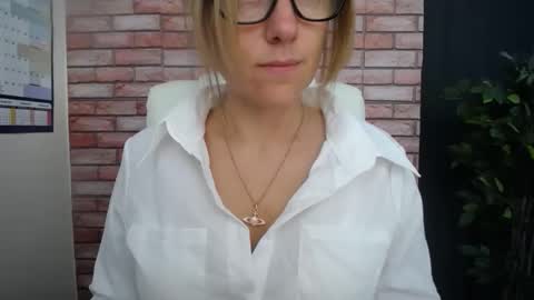 harleyrebz online show from September 29, 2025, 7:13 am