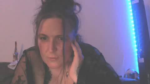 Harleyslut online show from July 8, 2026, 10:03 pm