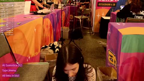 Snapshot of harliequinnx chatting on December 8, 2024, 6:17 pm Harliequinnx - Schedule Below Exxxotica DC Dec 6-8th online show from December 8, 2024, 6:17 pm