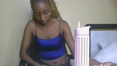 harmlessbitch online show from October 24, 2025, 3:30 pm