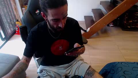 OMAR online show from December 31, 2024, 9:50 pm