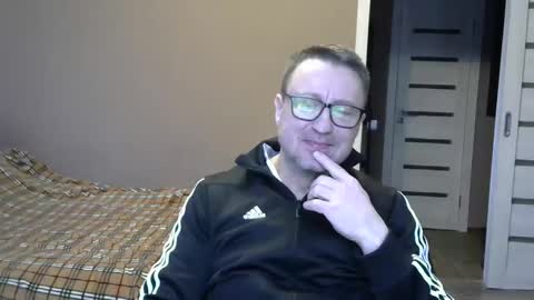 Snapshot of harrysnake chatting on December 3, 2024, 6:48 am HarrySnake online show from December 3, 2024, 6:48 am