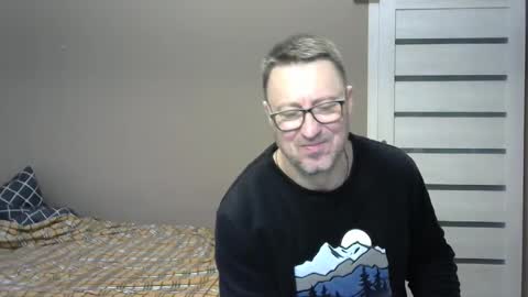 Snapshot of harrysnake chatting on February 13, 2025, 6:41 am HarrySnake online show from February 13, 2025, 6:41 am