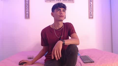 harry thomson online show from December 14, 2024, 11:12 pm