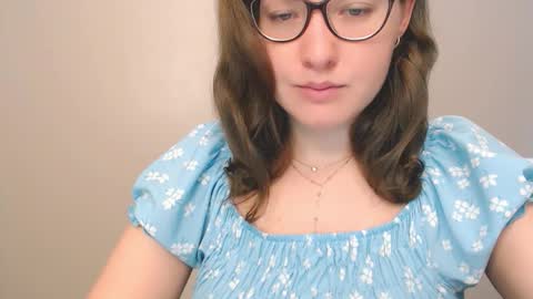 hartfoxx online show from September 10, 2025, 5:51 am