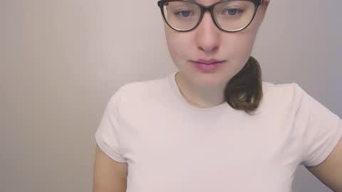 hartfoxx online show from October 15, 2025, 10:04 am