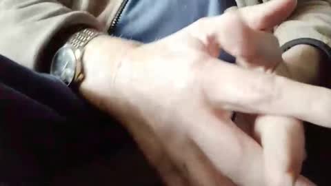 hartl1112 online show from October 15, 2025, 10:26 am