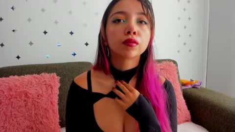 Snapshot of harumi_blossom chatting on July 9, 2026, 8:13 pm Sophia Blossom online show from July 9, 2026, 8:13 pm