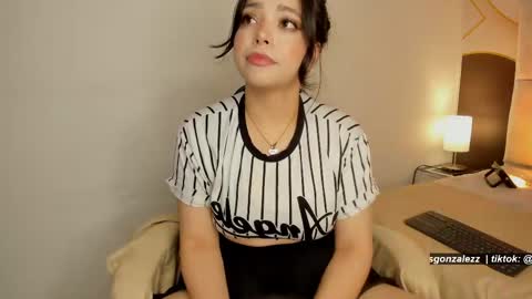 Snapshot of has_gonzalezz chatting on May 8, 2026, 4:51 am has_gonzalezz online show from May 8, 2026, 4:51 am