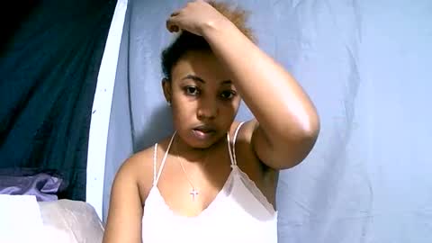 Snapshot of hasimina09 chatting on October 3, 2025, 1:30 pm hasimina09 online show from October 3, 2025, 1:30 pm