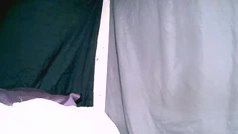 Snapshot of hasimina09 chatting on October 23, 2025, 3:11 pm hasimina09 online show from October 23, 2025, 3:11 pm